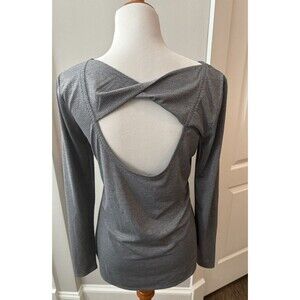 Athleta Women's Small Gray Jacquard Flexlight Train Top Long Sleeve Back Cutout